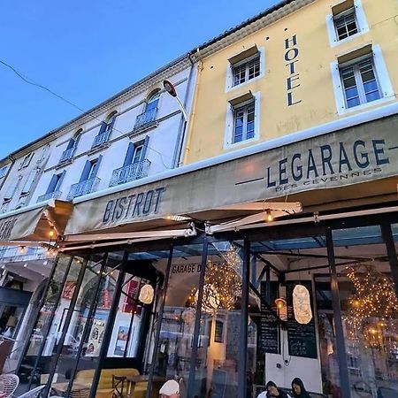אנדוזה L'Hotel Du Garage Des Cevennes מראה חיצוני תמונה